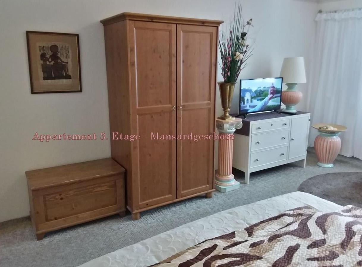 City-Ferienwohnungen-Dresden - Zentral Gelegen Im Haus Louisenstrasse 11 - Dresden-Neustadt Εξωτερικό φωτογραφία