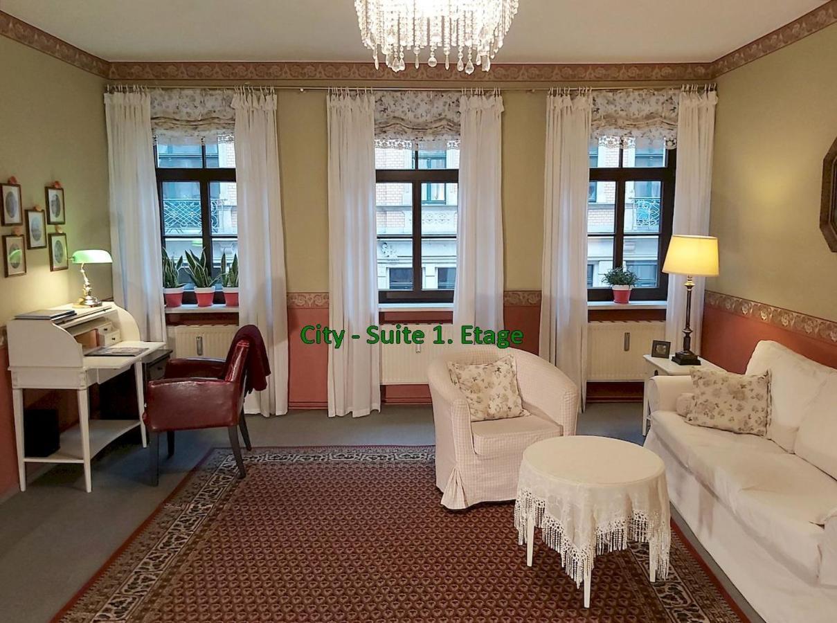 City-Ferienwohnungen-Dresden - Zentral Gelegen Im Haus Louisenstrasse 11 - Dresden-Neustadt Εξωτερικό φωτογραφία