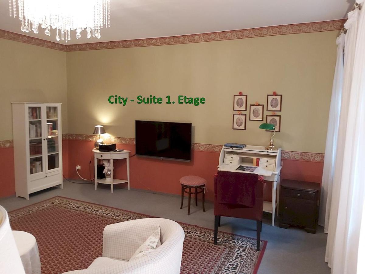 City-Ferienwohnungen-Dresden - Zentral Gelegen Im Haus Louisenstrasse 11 - Dresden-Neustadt Εξωτερικό φωτογραφία