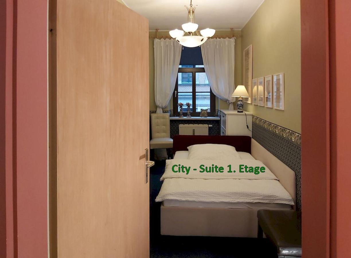 City-Ferienwohnungen-Dresden - Zentral Gelegen Im Haus Louisenstrasse 11 - Dresden-Neustadt Εξωτερικό φωτογραφία