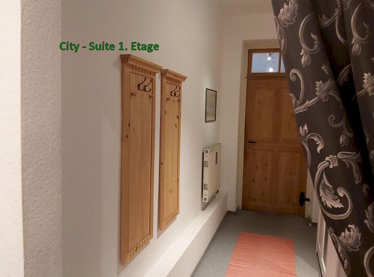 City-Ferienwohnungen-Dresden - Zentral Gelegen Im Haus Louisenstrasse 11 - Dresden-Neustadt Δωμάτιο φωτογραφία