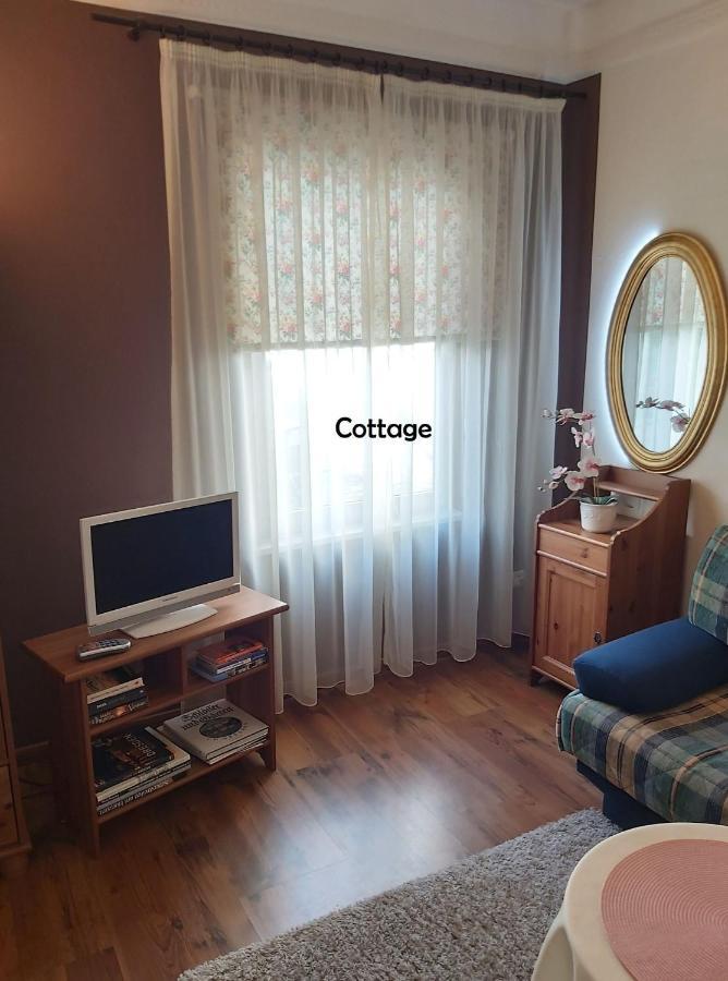 City-Ferienwohnungen-Dresden - Zentral Gelegen Im Haus Louisenstrasse 11 - Dresden-Neustadt Εξωτερικό φωτογραφία